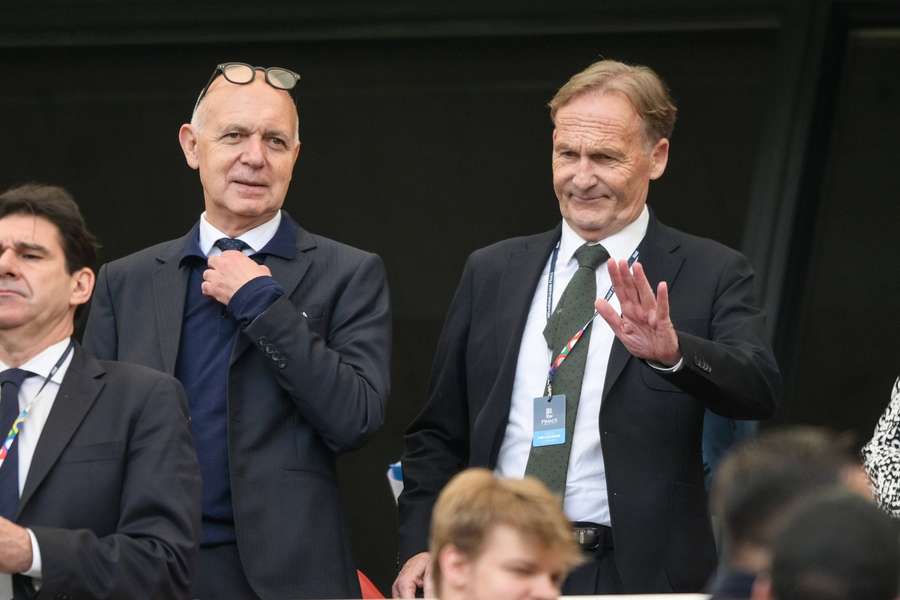 Ein Jahr vor der WM 2026 sieht Watzke die DFB-Elf nicht als klaren Titelanwärter.