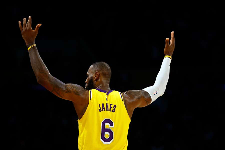 Los Angeles Lakers fører ni 3-1 i kampe