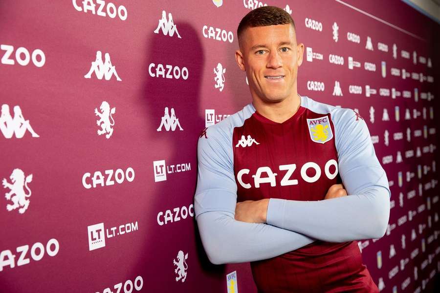 Ross Barkley ao serviço do Aston Villa