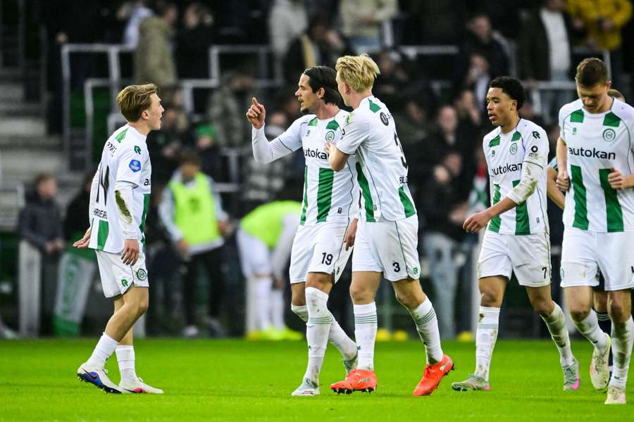 Oskar Zawada zapewnia prestiżową wygraną. Dublet Polaka, ale i kontuzja w meczu z Ajaksem