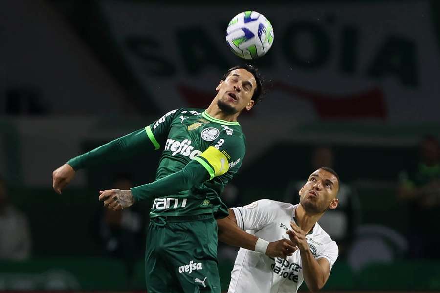Palmeiras e Goiás criaram poucas chances no primeiro tempo