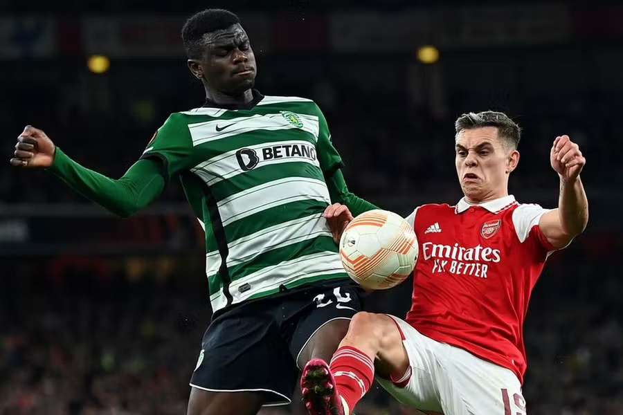 Ousmane Diomande no duelo com o Arsenal