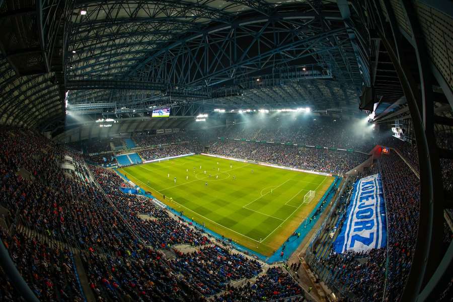 Pojedynek mistrzów Polski w Poznaniu przełożony, Lech z Rakowem o miesiąc później