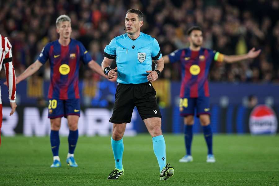 Istvan Kovacs a arbitrat partida tur din sferturile UCL dintre Barcelona și Atletico
