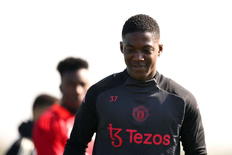 Kobbie Mainoo regressou aos treinos esta quarta-feira