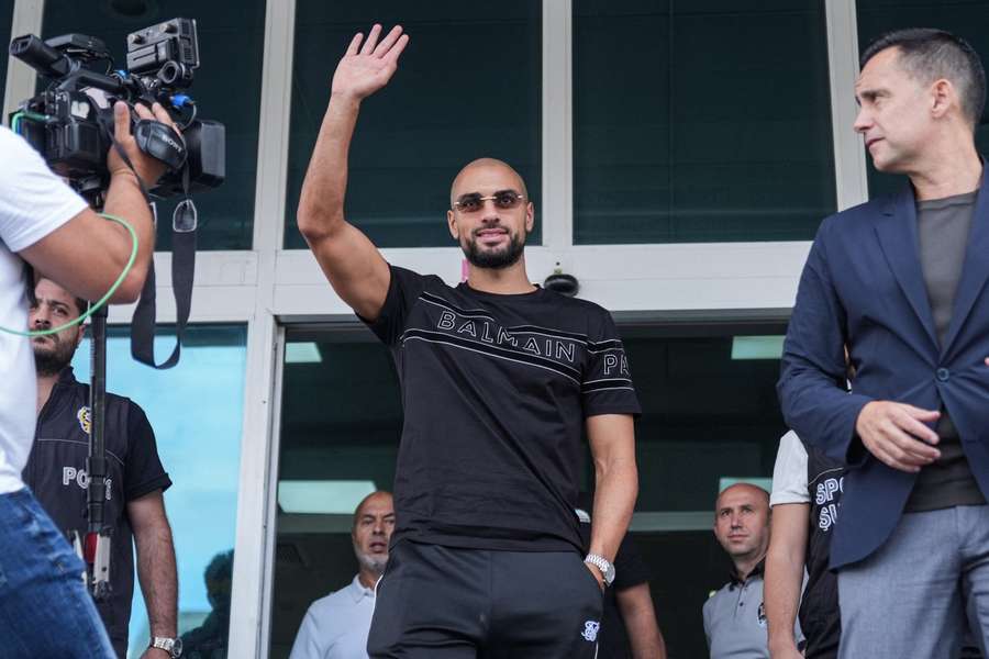 Amrabat in Istanbul