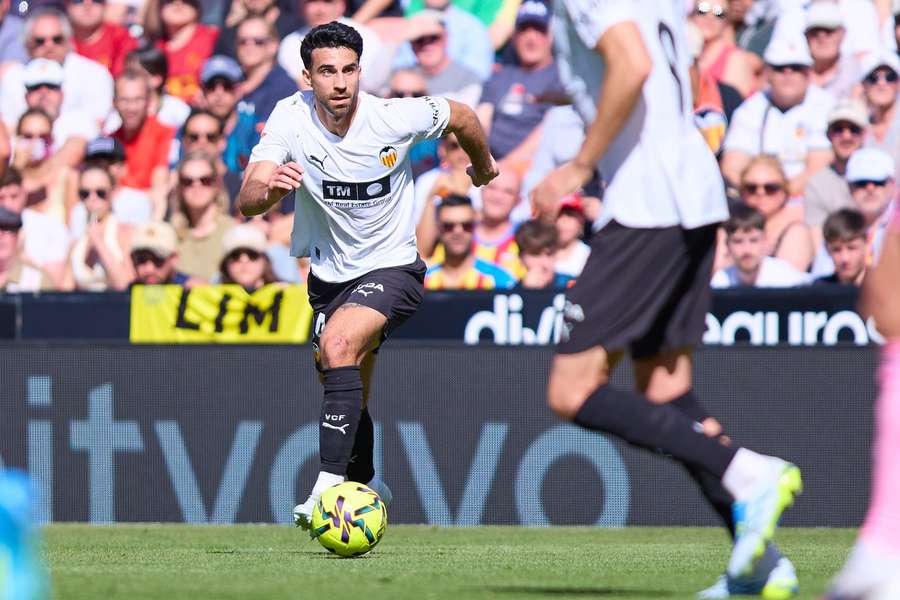 Comert está em final de contrato com o Valência