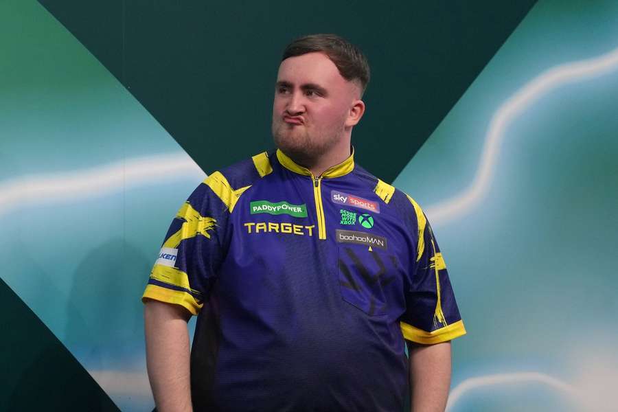 Littler interaierte während der Darts-WM mit Lennart Karl