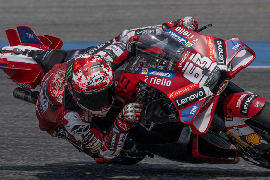 Pecco Bagnaia in sella alla Ducati a Buriram in Thailandia