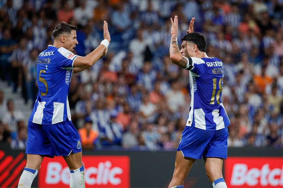 Defensywa dowodzona przez Bednarka bez straty gola, Porto pokonuje GIl Vicente Defensywa dowodzona przez Bednarka bez straty gola, Porto pokonuje GIl Vicente