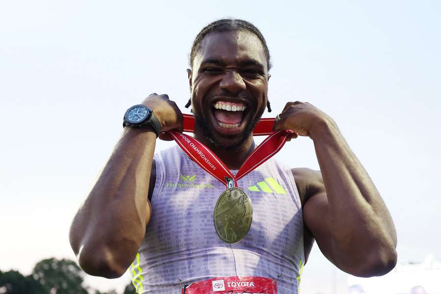 Noah Lyles no competirá en Budapest
