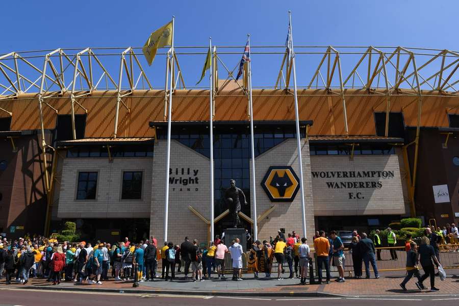 In het Molineux Stadium van Wolverhampton Wanderers waren kwetsende spreekkoren te horen