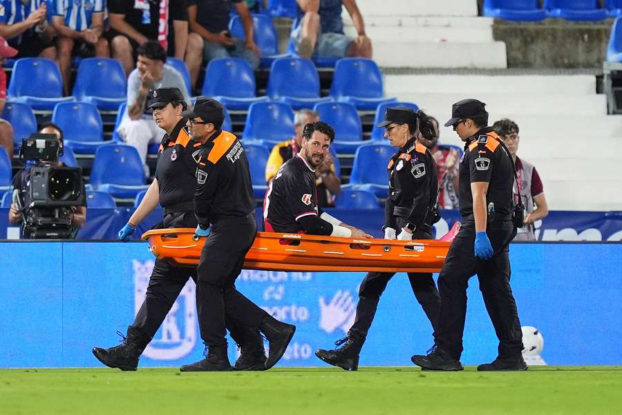 Batalla, tras lesionarse