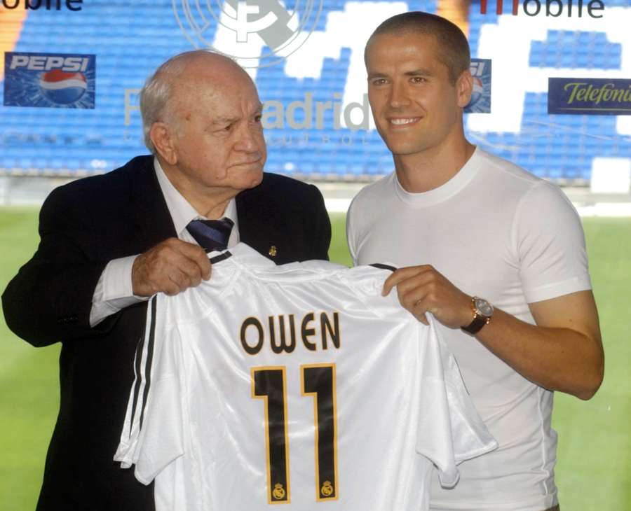 Michael Owen signed for Real Madrid in 2004
