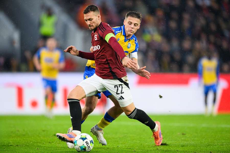 Poslední vzájemný zápas Sparty s Teplicemi skončil v listopadu remízou 2:2.