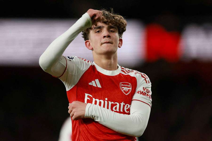 Rooney explains why Arsenal fans won't see much of Dowman: Education first... Rooney explains why Arsenal fans won't see much of Dowman: Education first...