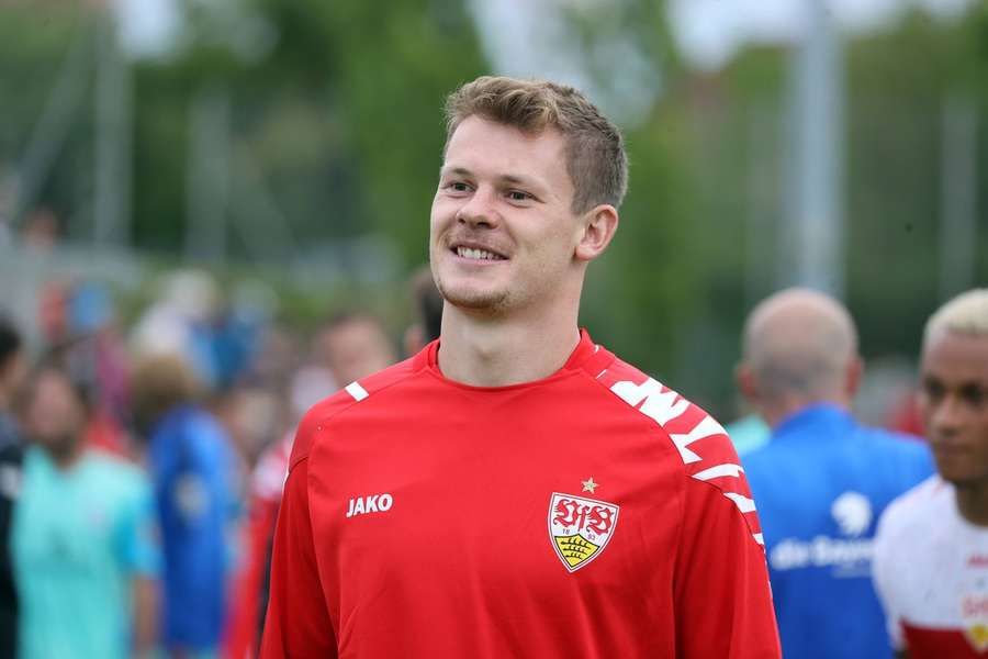 Neuzugang Alexander Nübel hat sich beim VfB Stuttgart bereits eingelebt.
