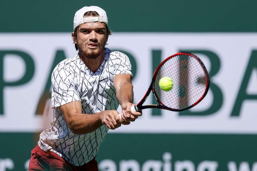 Tomáš Macháč udržel šanci na účast v hlavní soutěži Wimbledonu.