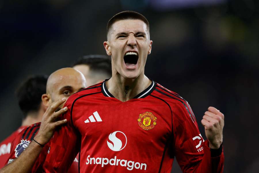 Sesko festeja pelo Manchester United
