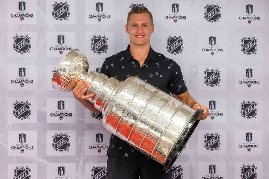 Nico Sturm gewann letzte Saison seinen zweiten Titel in der NHL