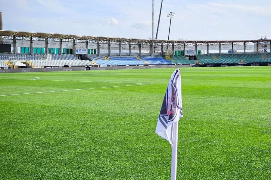 Estádio Municipal de Rio Maior recebe o Casa Pia-Torreense Estádio Municipal de Rio Maior recebe o Casa Pia-Torreense