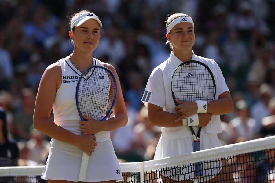 Karolína Muchová ve finále Wimbledonu hraje s Lindou Noskovou. Karolína Muchová ve finále Wimbledonu hraje s Lindou Noskovou.