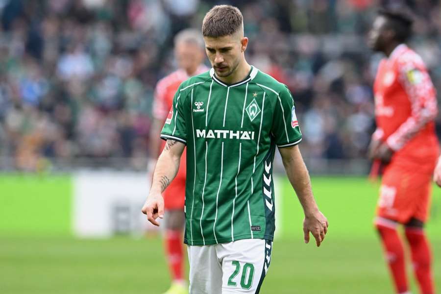 Werder Bremen ist nach der Heimniederlage gegen Mainz tiefer in den Keller gerutscht.