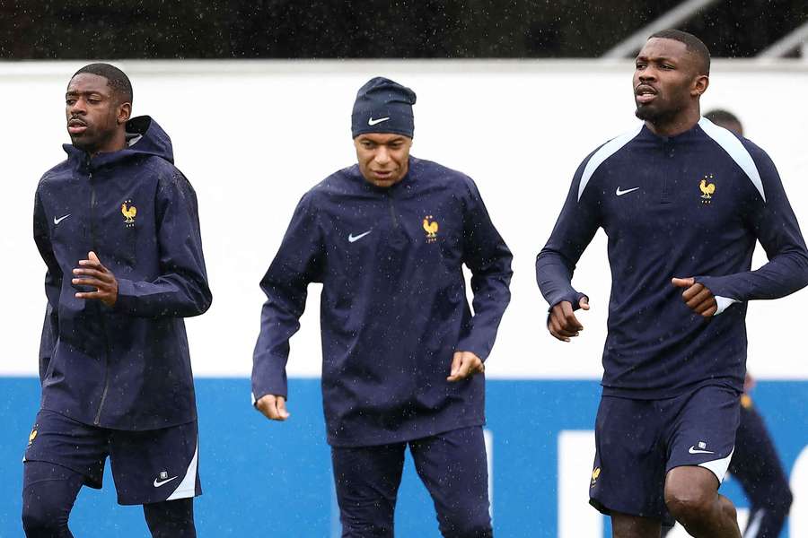 La future ligne d'attaque des Bleus... ou deux places pour 3 ?