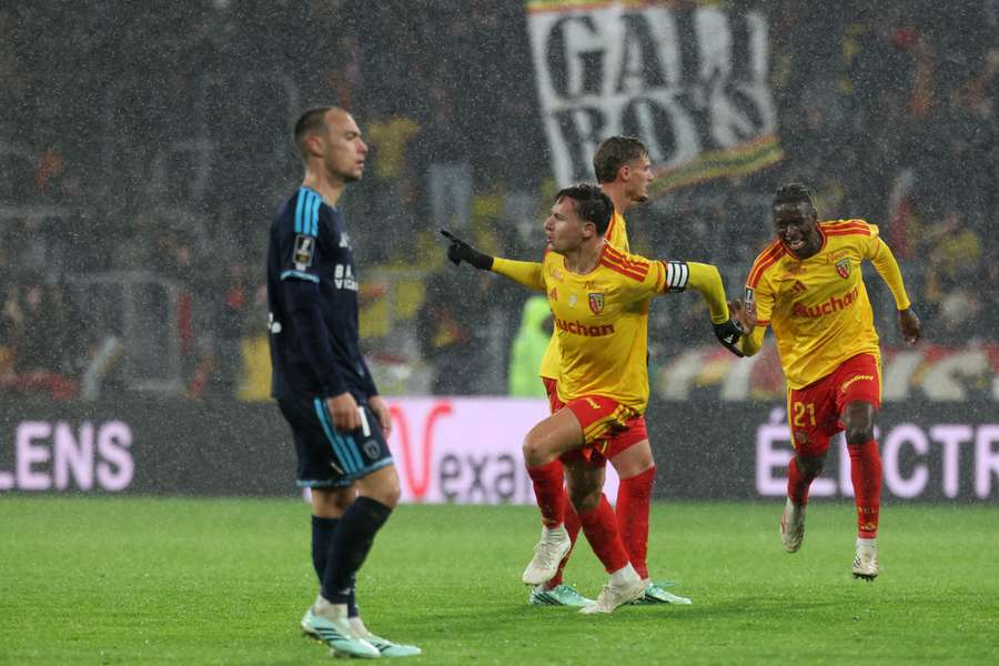 Thauvin celebra pelo Lens Thauvin celebra pelo Lens