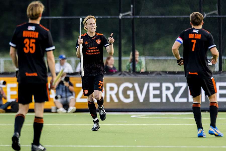 De Nederlandse hockeymannen in actie in een eerder thuiswedstrijd, tegen Australië