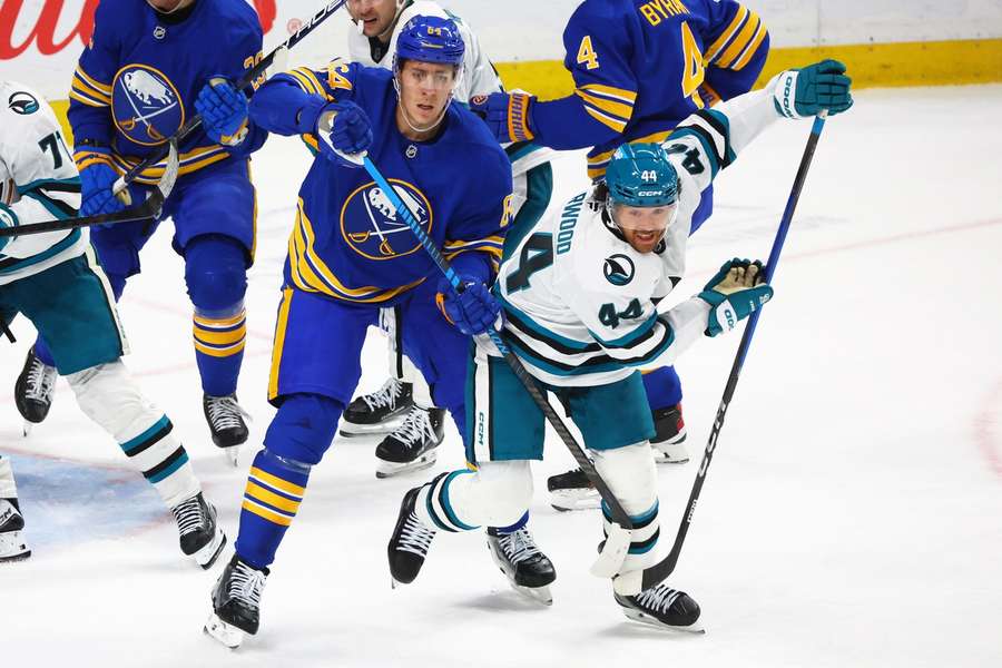 Buffalo Sabres z ósmym z rzędu zwycięstwem w NHL. Pewny triumf z San Jose Sharks