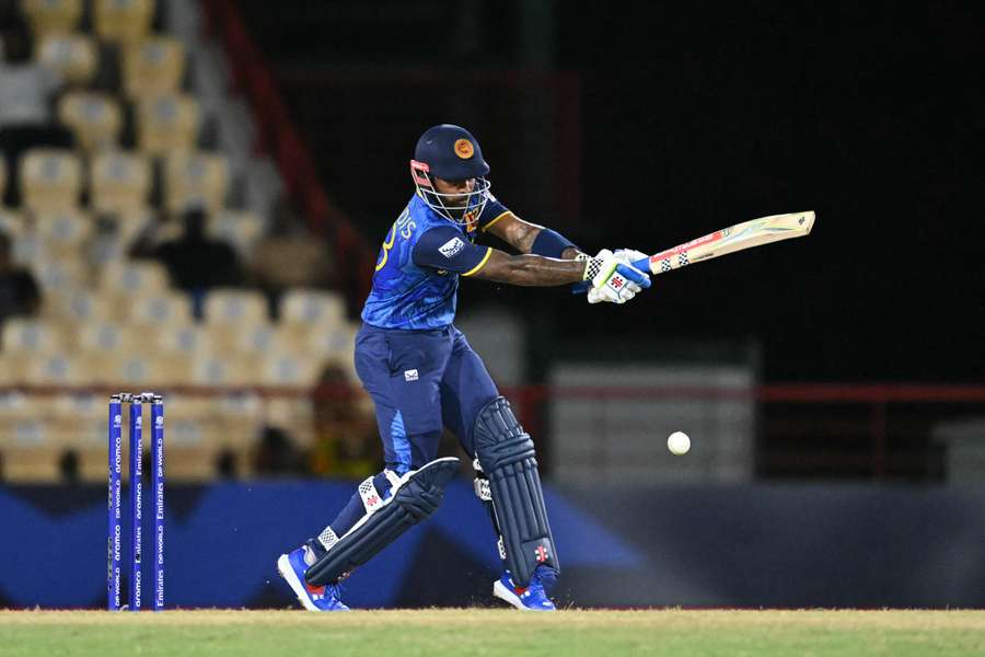 Sri Lanka's Kusal Mendis scored 46 as his team made 201-6 against the Netherlands