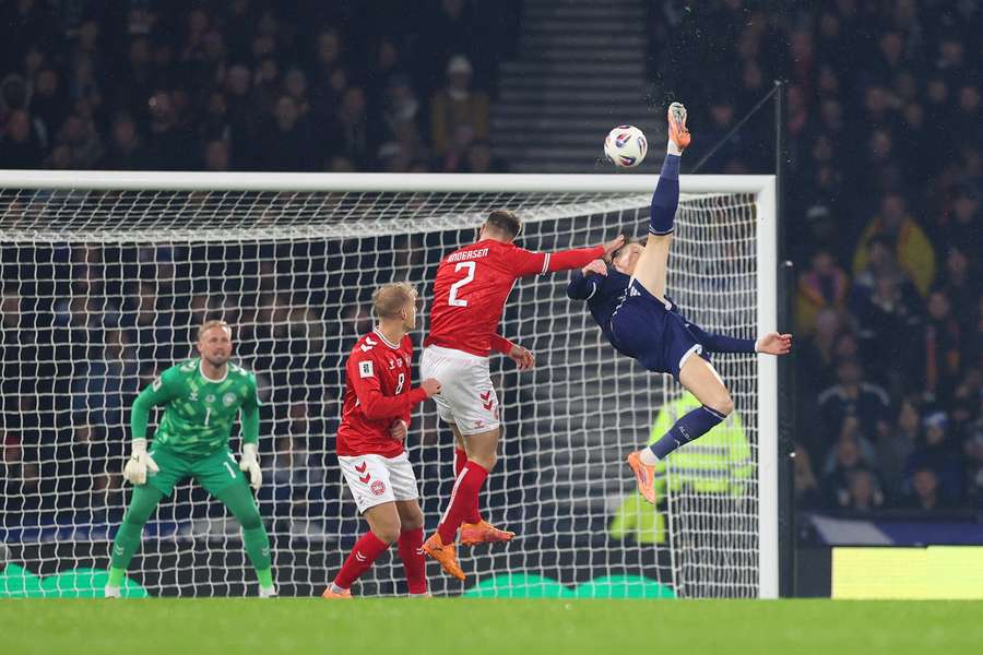 Scott McTominay a marcat din foarfecă contra Danemarcei