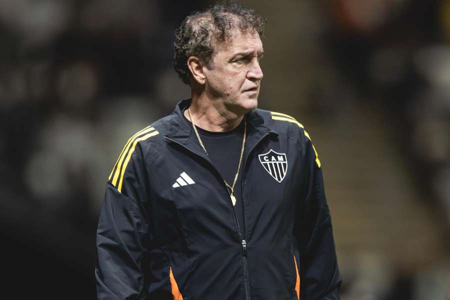 Cuca é demitido do Atlético-MG Cuca é demitido do Atlético-MG
