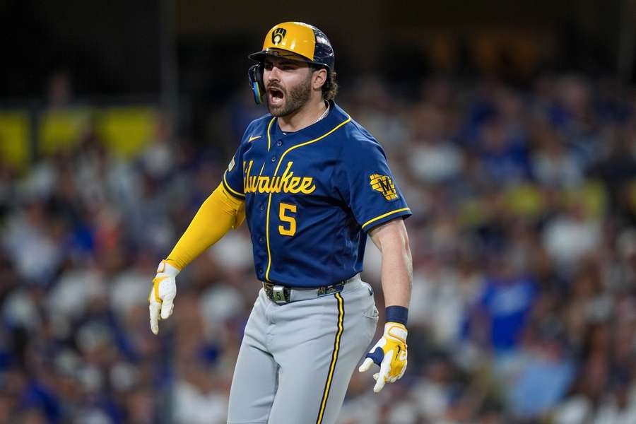 Brewers' Garrett Mitchell celebrates home run in Game 3 of NLCS against Los Angeles Dodgers (2026)