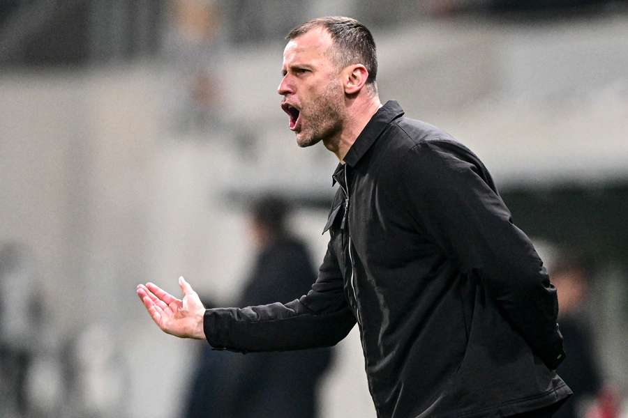 Kouč Baníku Ondřej Smetana. Kouč Baníku Ondřej Smetana.