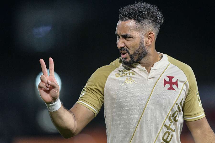 Payet possui contrato com o Vasco até o fim de junho do próximo ano