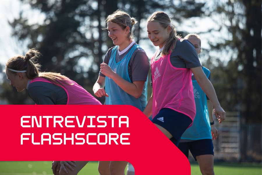 Jogadoras da Letónia em treino