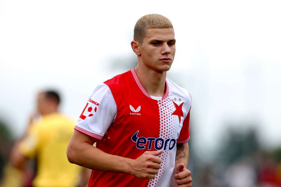 Oskar Kubiak si připsal premiéru v dresu Slavie. Oskar Kubiak si připsal premiéru v dresu Slavie.