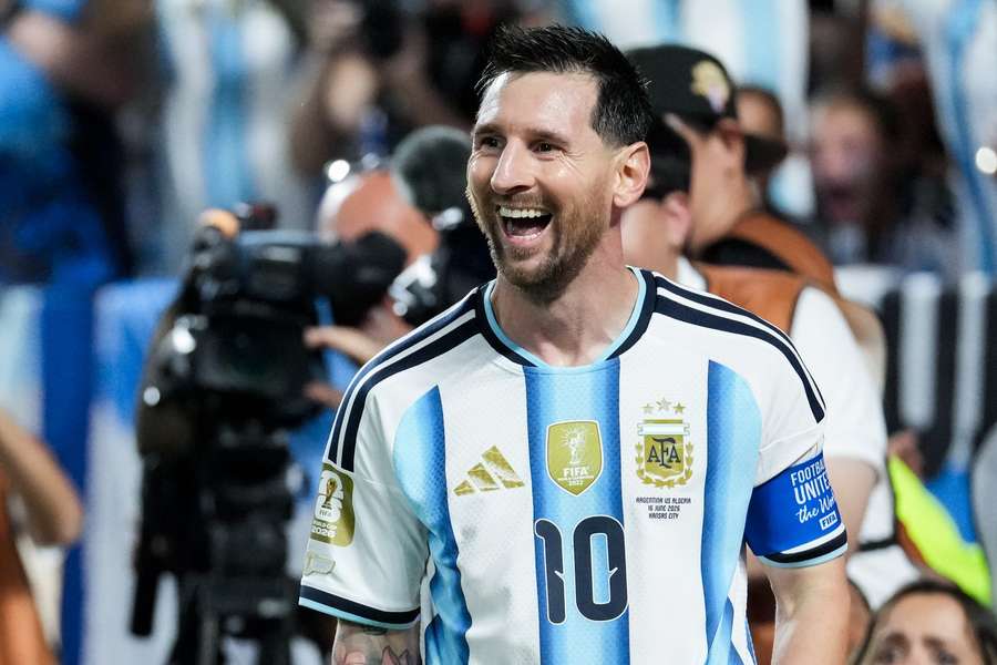 Argentina's Lionel Messi celebrates after scoring against Algeria
Argentina's Lionel Messi celebrates after scoring against Algeria