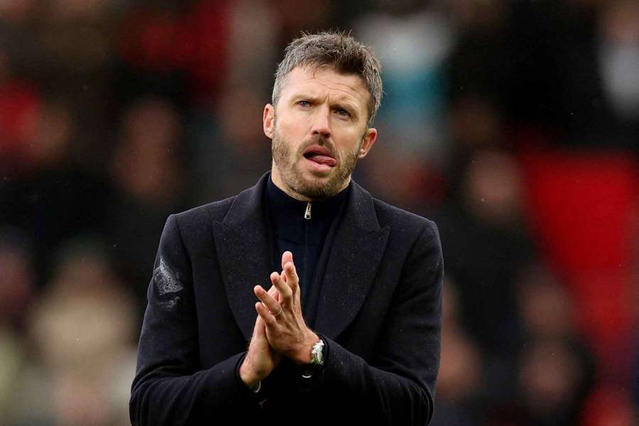 Carrick leaves Carrington as talks over Manchester United future continue Carrick leaves Carrington as talks over Manchester United future continue
