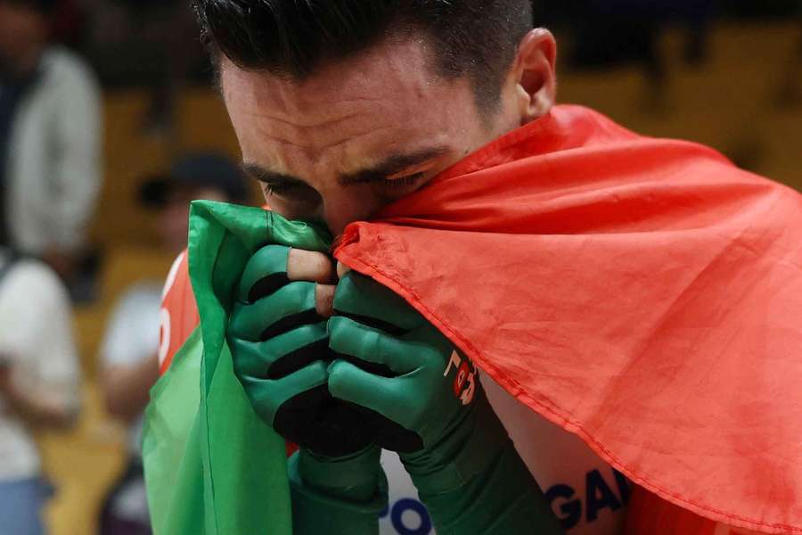 Iúri Leitão emocionado após o triunfo Iúri Leitão emocionado após o triunfo
