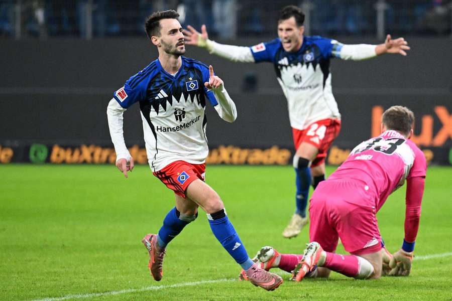 Fábio Vieira marcou no último minuto da partida