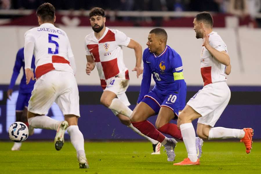 Kroatien hatte Mbappé (M.) gut im Griff