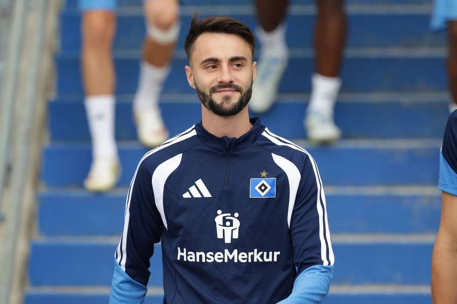 Fabio Vieira auf dem Weg zum Training