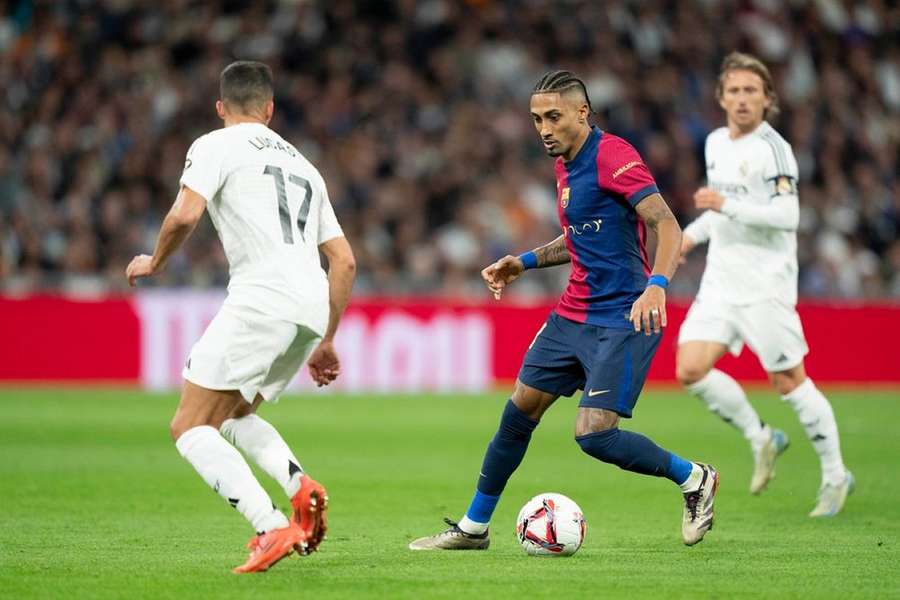 Barcelona great Romario admits Raphinha admiration