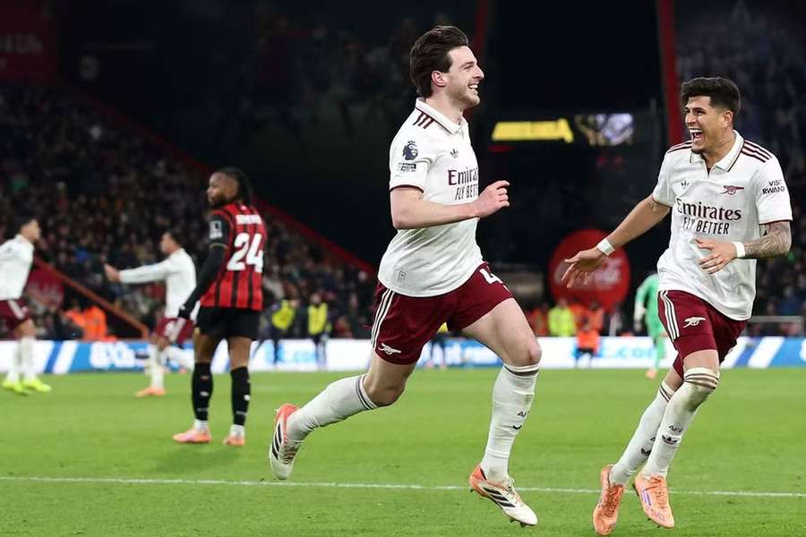 Declan Rice bisou no triunfo do Arsenal Declan Rice bisou no triunfo do Arsenal