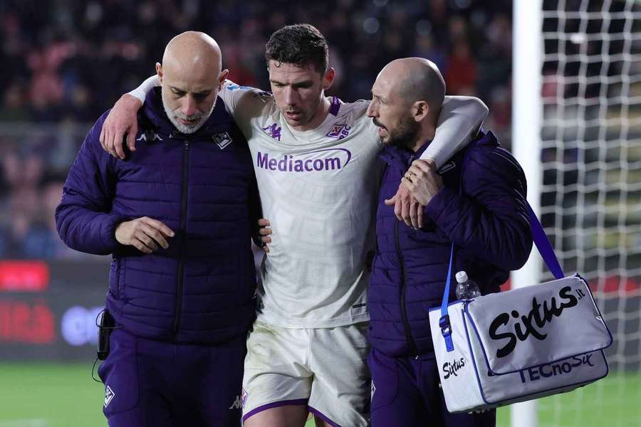 Kurz vor Schluss musste Robin Gosens verletzt vom Feld.