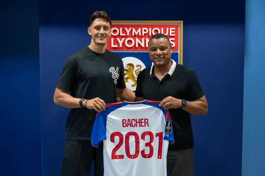 Bacher assinou até 2031 Bacher assinou até 2031