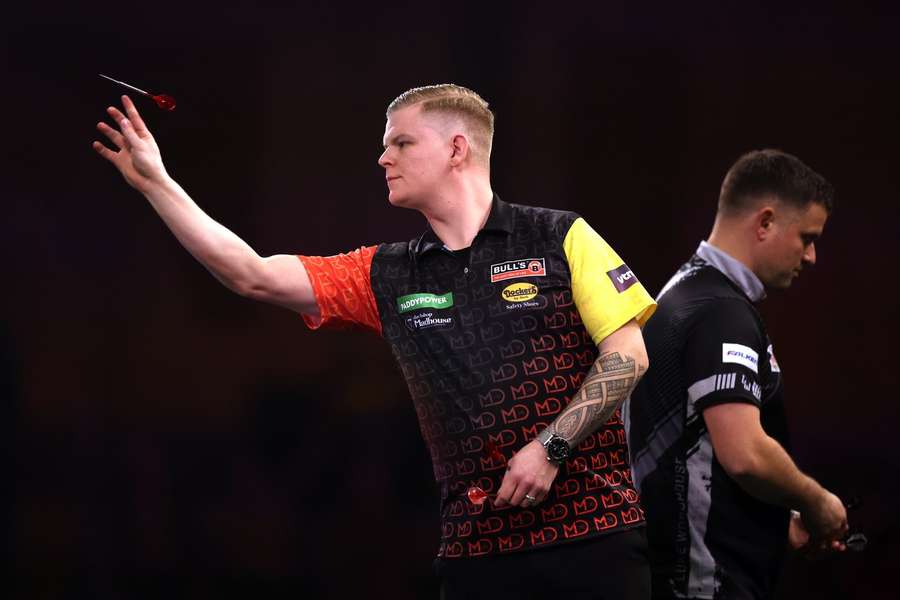 Mike De Decker was beaten by Luke Woodhouse